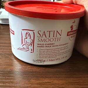 Wild Cherry Hard Wax with Vitamin E - Red